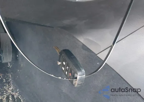 2016 Chevrolet Impala 1Lt из США, поврежденный, VIN 2G1105SA3G9186794